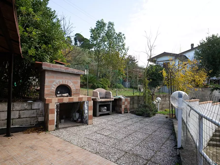 Immagine 35 di Appartamento in vendita  a Pontedera