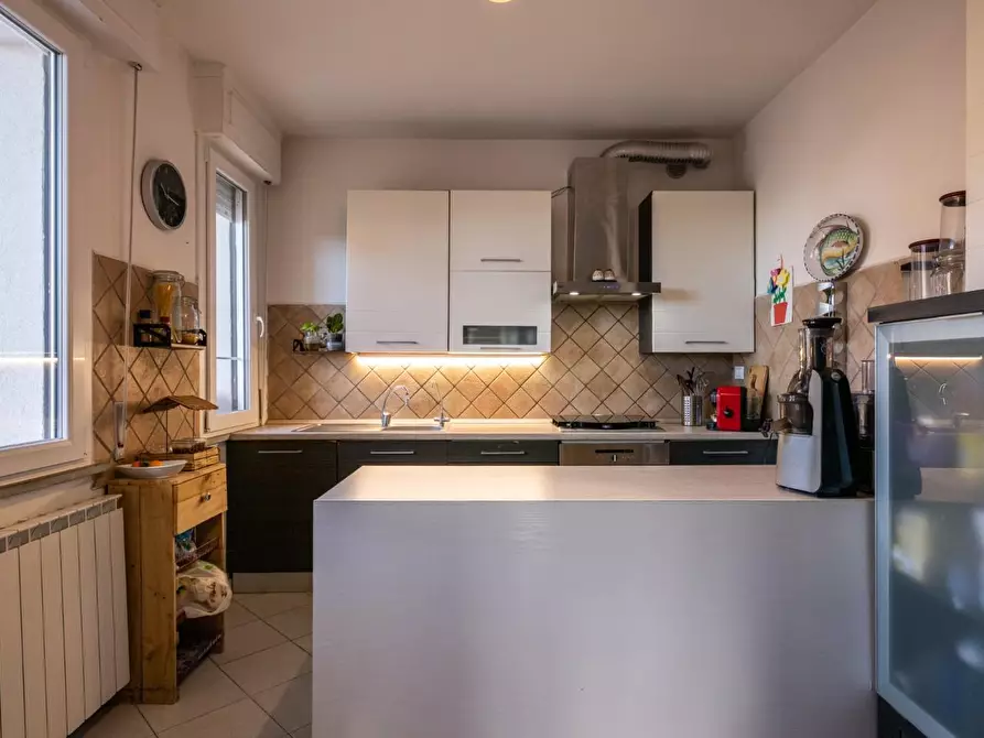 Immagine 9 di Appartamento in vendita  a Pontedera