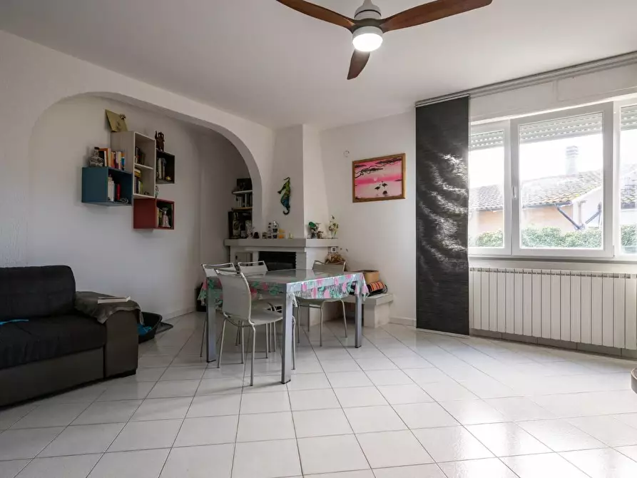 Immagine 5 di Appartamento in vendita  a Pontedera