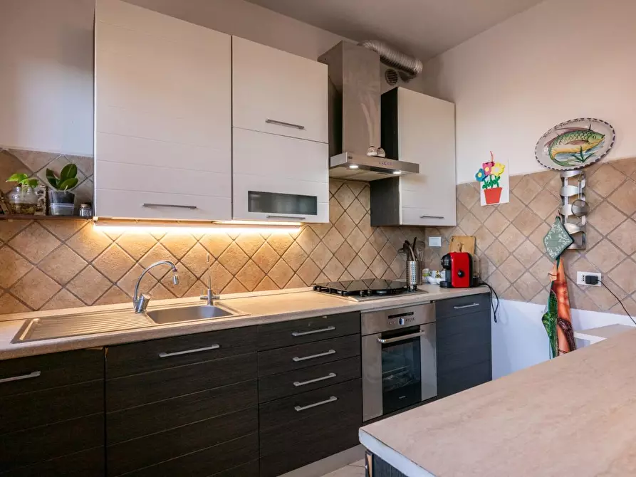 Immagine 10 di Appartamento in vendita  a Pontedera