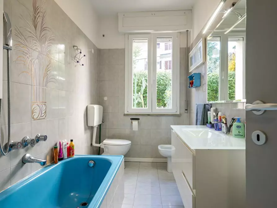 Immagine 22 di Appartamento in vendita  a Pontedera