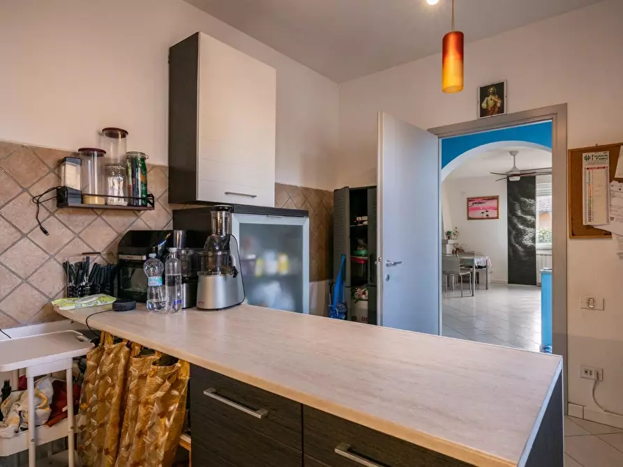 Immagine 11 di Appartamento in vendita  a Pontedera