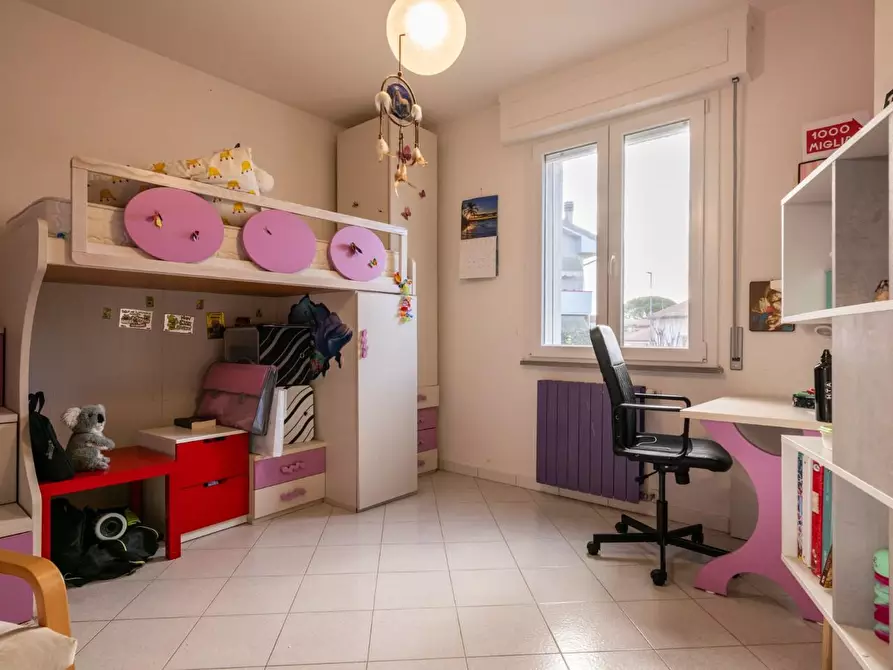 Immagine 23 di Appartamento in vendita  a Pontedera