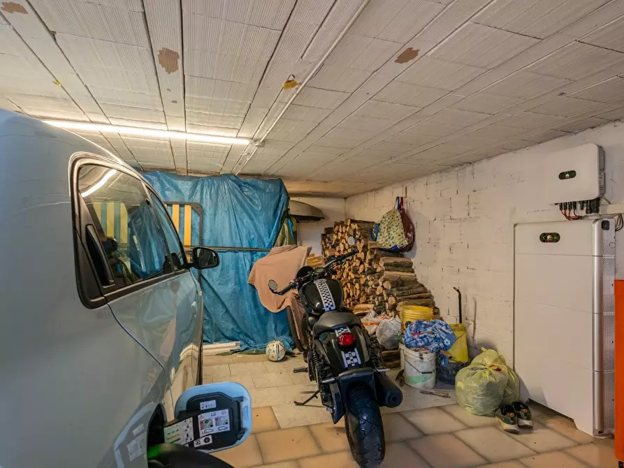 Immagine 29 di Appartamento in vendita  a Pontedera