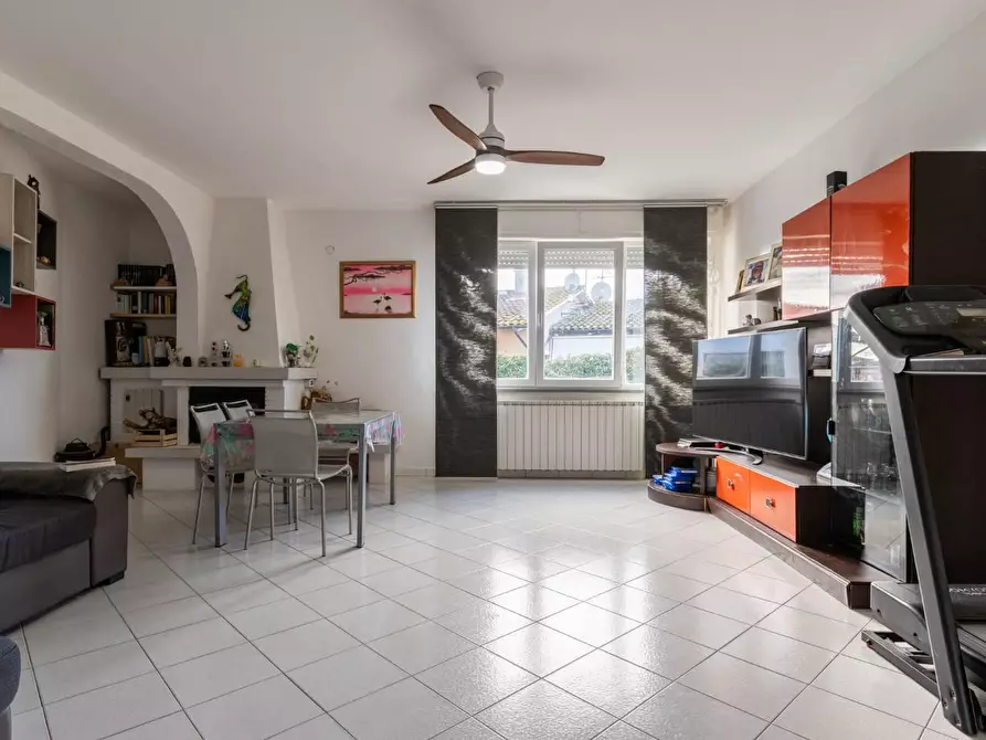 Immagine 4 di Appartamento in vendita  a Pontedera