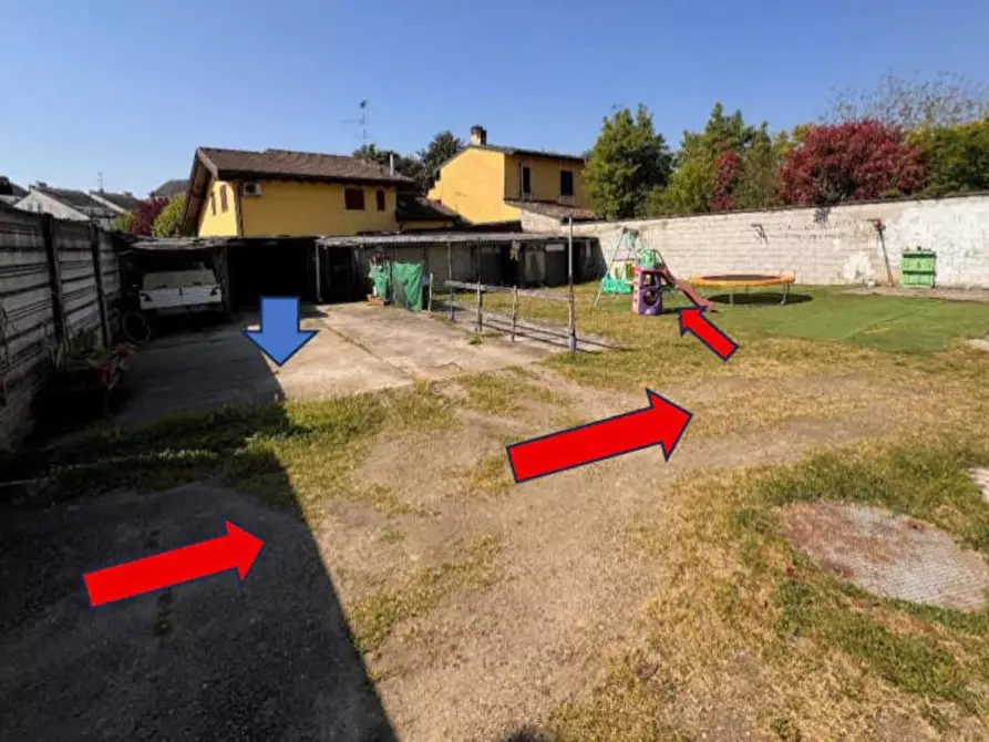 Immagine 6 di Appartamento in vendita  a Garlasco