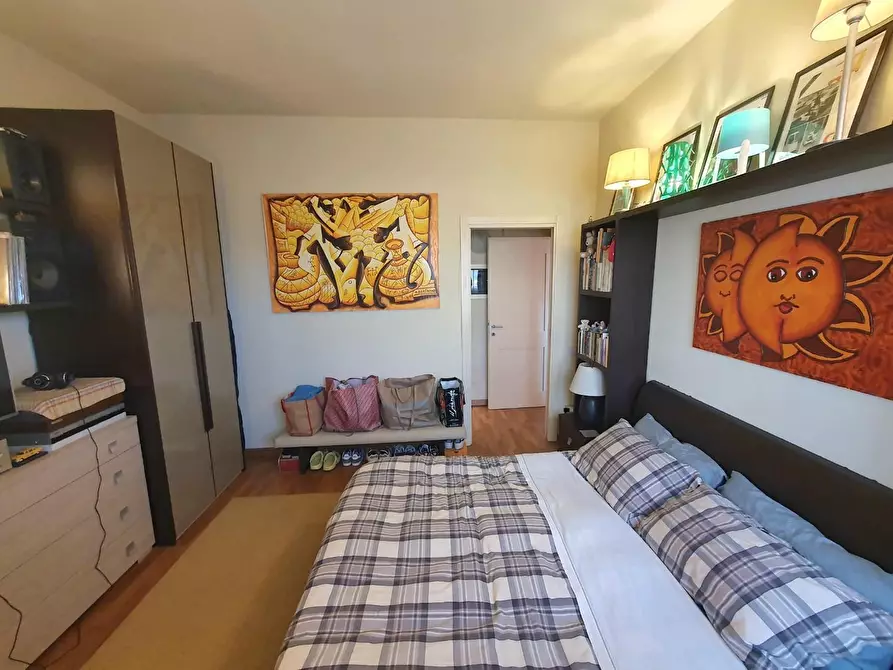 Immagine 24 di Appartamento in vendita  a Lucca