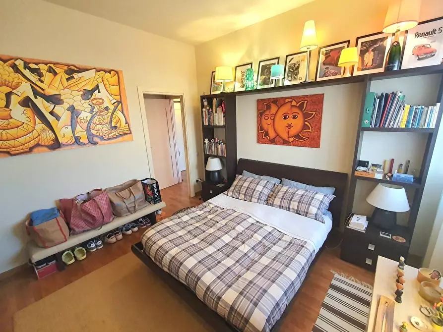 Immagine 22 di Appartamento in vendita  a Lucca