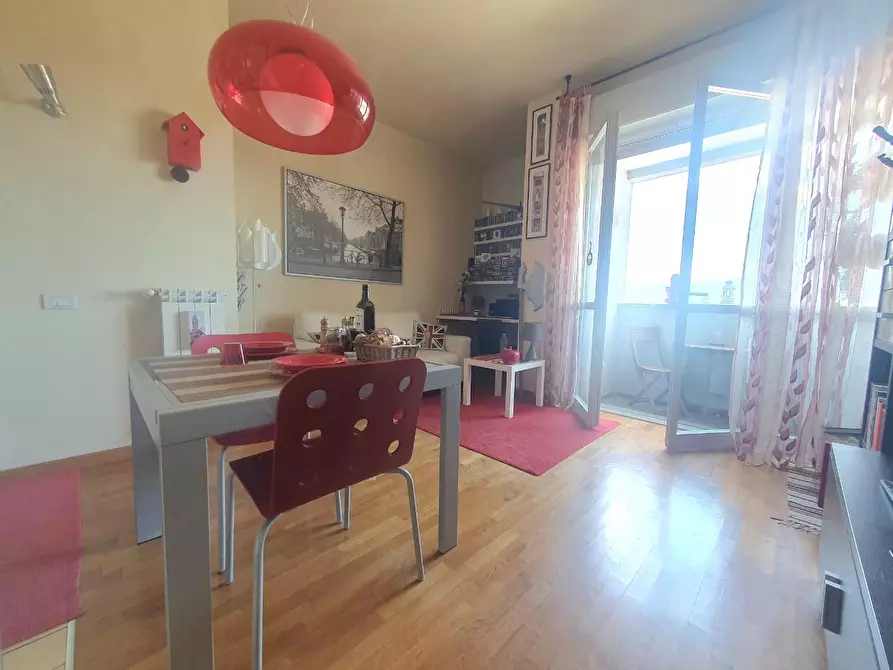 Immagine 3 di Appartamento in vendita  a Lucca