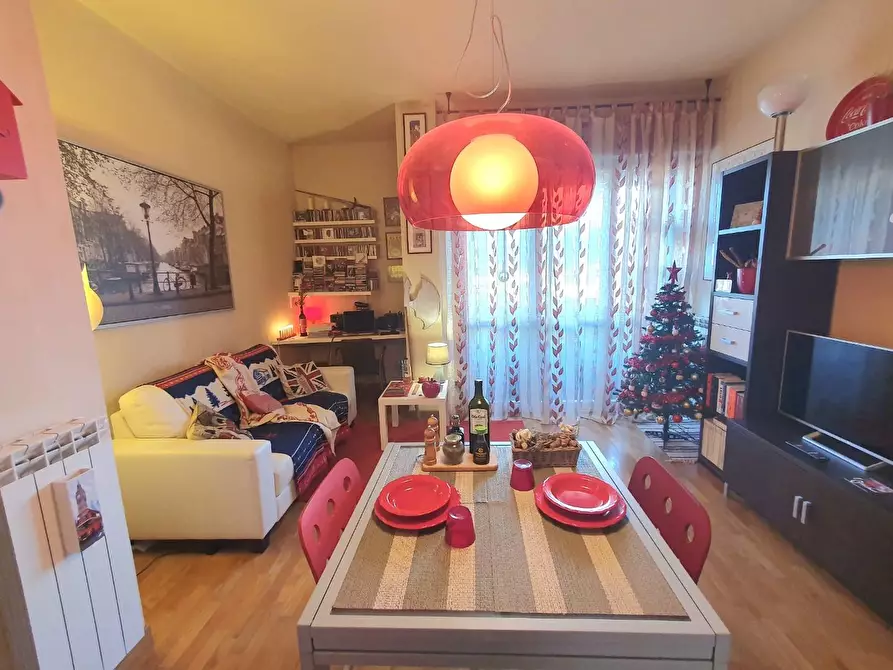 Immagine 9 di Appartamento in vendita  a Lucca