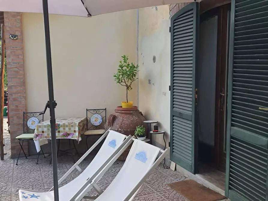 Immagine 25 di Terratetto in vendita  a Siena