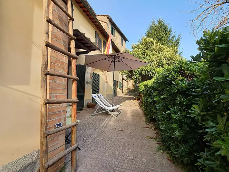 Immagine 30 di Terratetto in vendita  a Siena