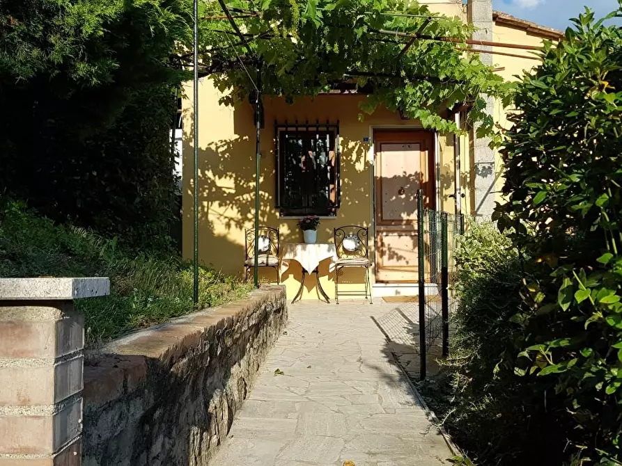 Immagine 1 di Terratetto in vendita  a Siena