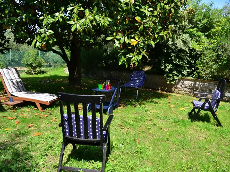 Immagine 7 di Villa in vendita  a Siena