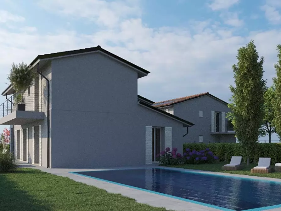 Immagine 3 di Villa in vendita  a Santa Maria A Monte