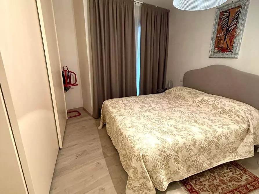 Immagine 20 di Appartamento in vendita  a Siena