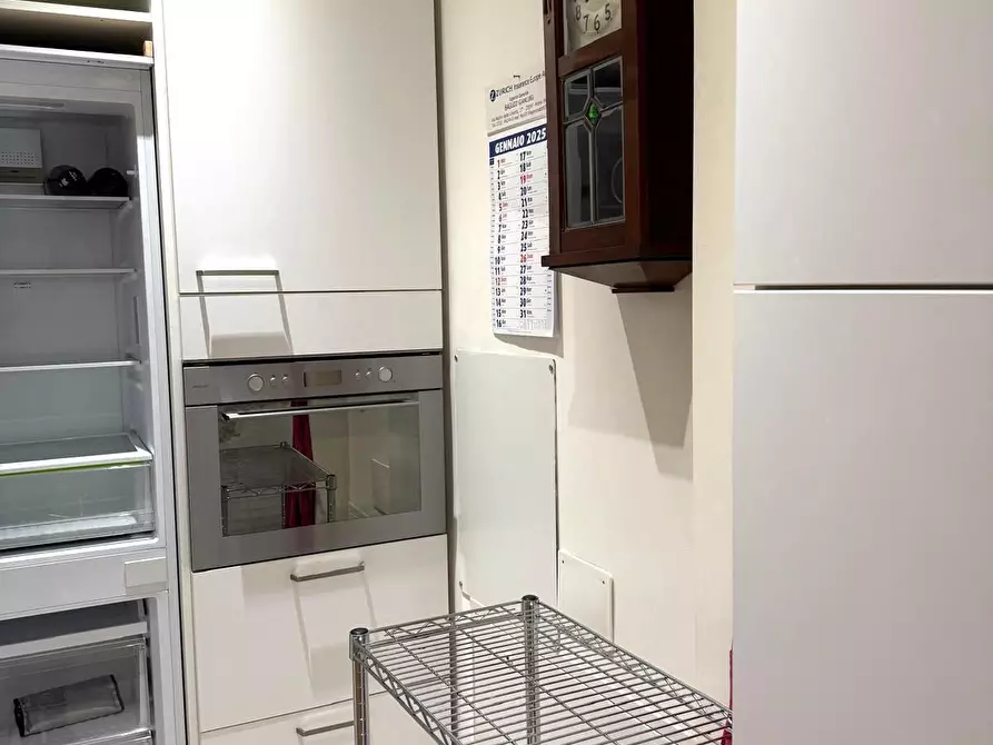 Immagine 13 di Appartamento in vendita  a Siena