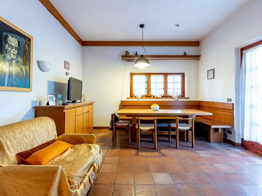 Immagine 4 di Villa in vendita  a Fucecchio