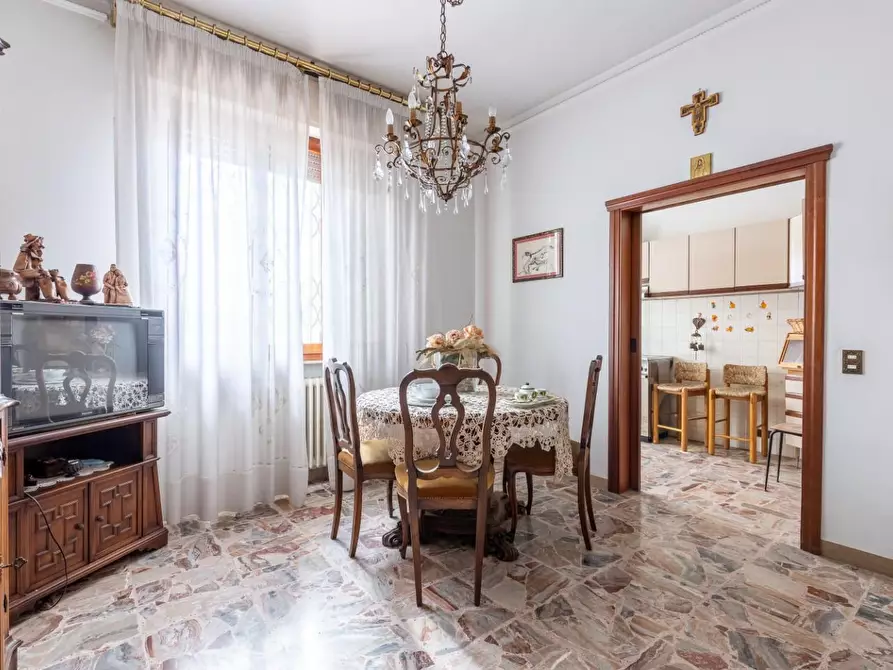 Immagine 19 di Villa in vendita  a Fucecchio