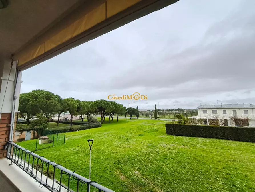 Immagine 21 di Appartamento in vendita  a Livorno