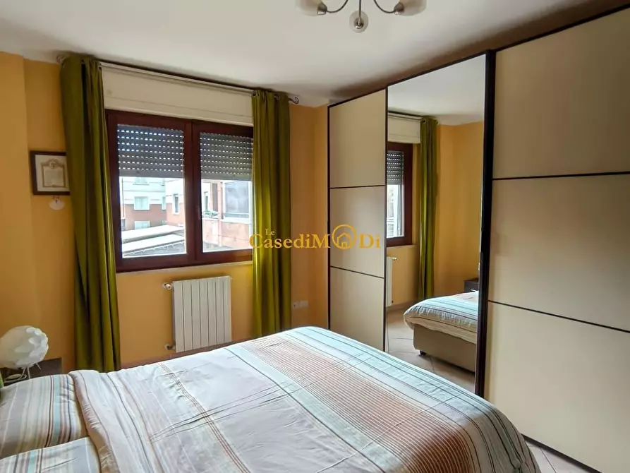 Immagine 13 di Appartamento in vendita  a Livorno