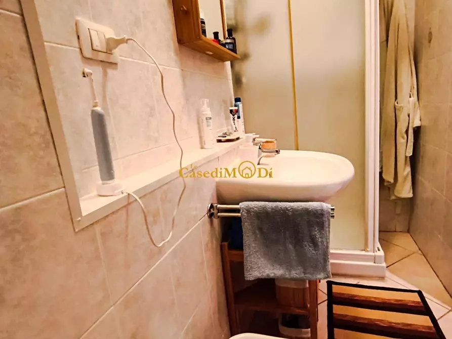 Immagine 23 di Appartamento in vendita  a Livorno