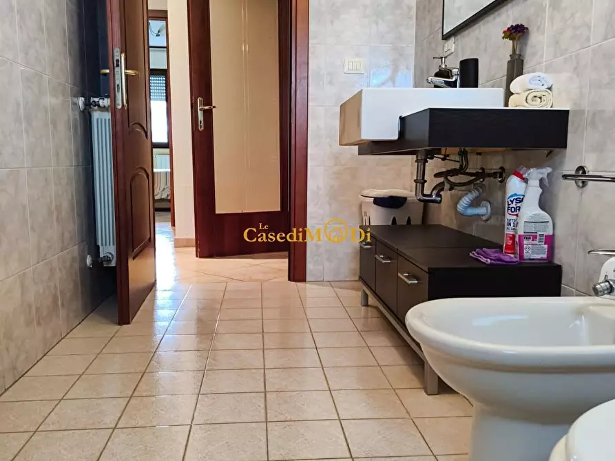 Immagine 16 di Appartamento in vendita  a Livorno