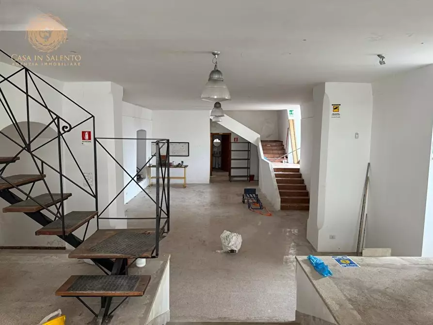 Immagine 8 di Locale commerciale in vendita  a Alessano