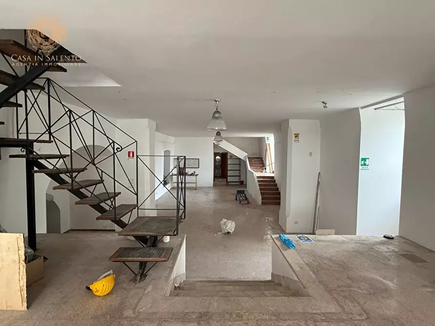 Immagine 7 di Locale commerciale in vendita  a Alessano