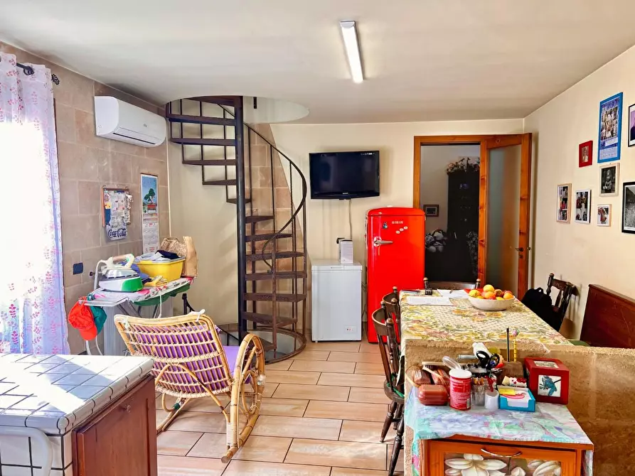 Immagine 9 di Casa indipendente in vendita  a Miggiano