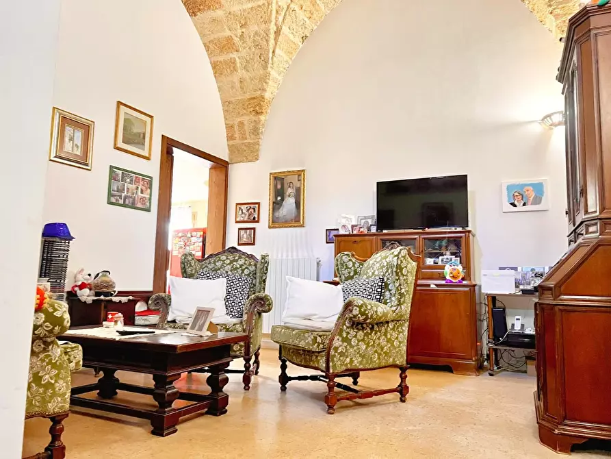 Immagine 2 di Casa indipendente in vendita  a Miggiano