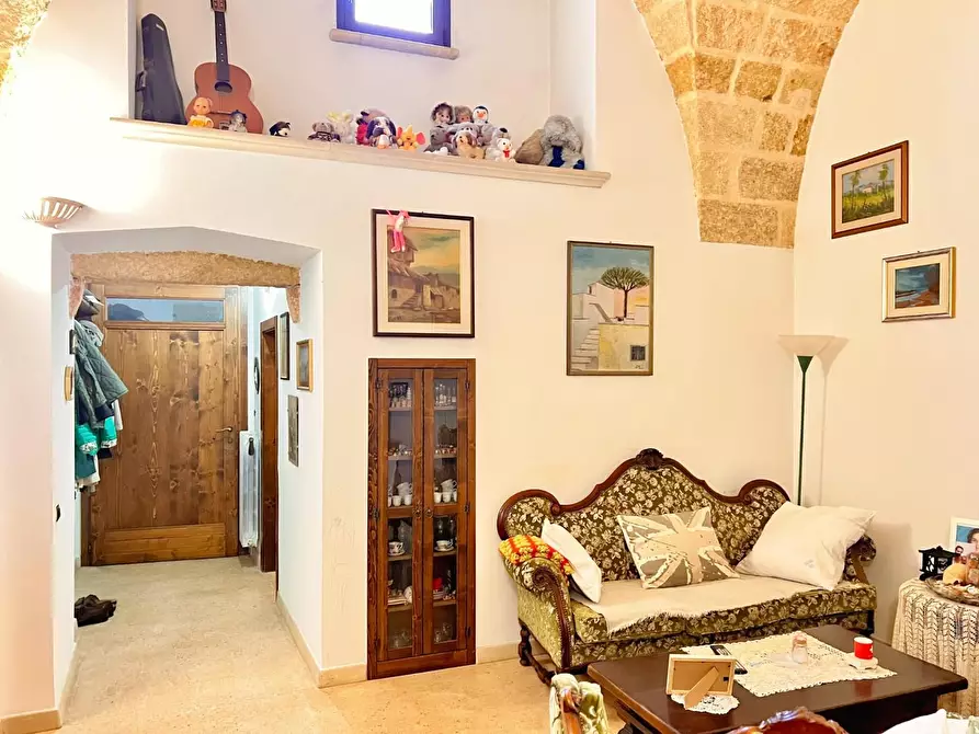 Immagine 4 di Casa indipendente in vendita  a Miggiano