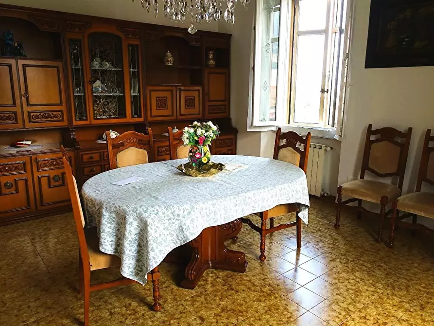 Immagine 6 di Appartamento in vendita  a Massa