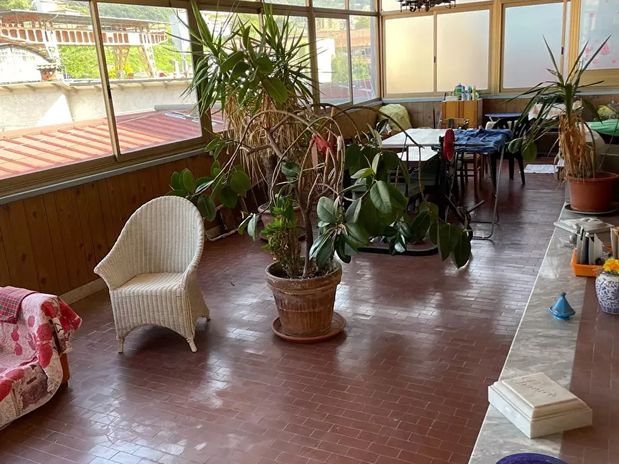 Immagine 1 di Porzione di casa in vendita  a Carrara