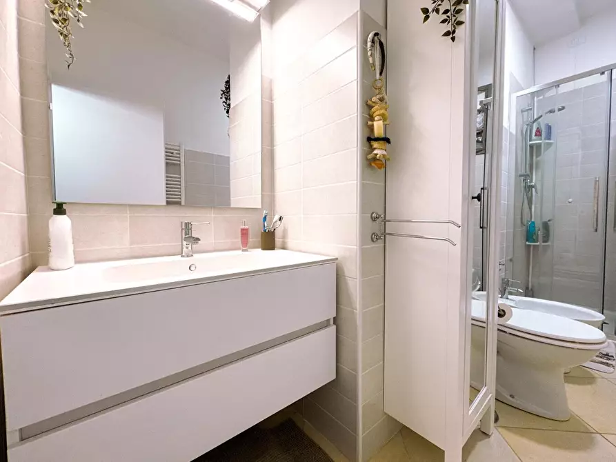 Immagine 12 di Appartamento in vendita  a Pisa