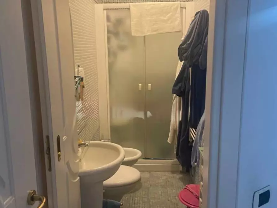 Immagine 5 di Appartamento in vendita  a Siena