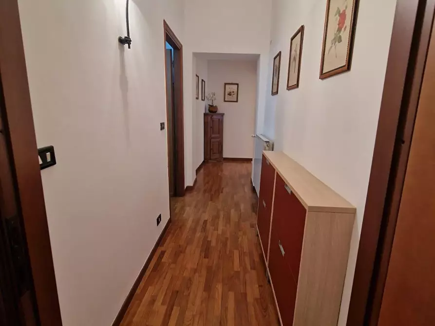 Immagine 12 di Casa bifamiliare in vendita  a Carrara