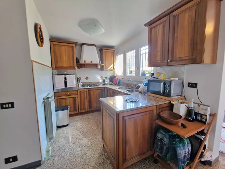 Immagine 41 di Casa bifamiliare in vendita  a Carrara