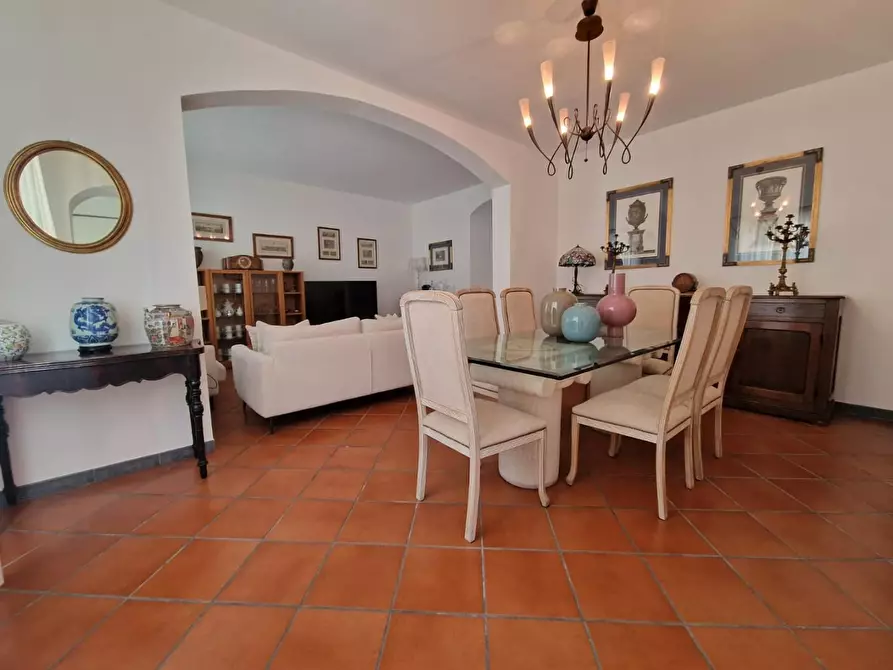 Immagine 5 di Casa bifamiliare in vendita  a Carrara