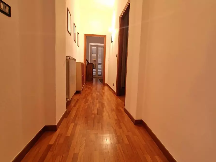 Immagine 20 di Casa bifamiliare in vendita  a Carrara