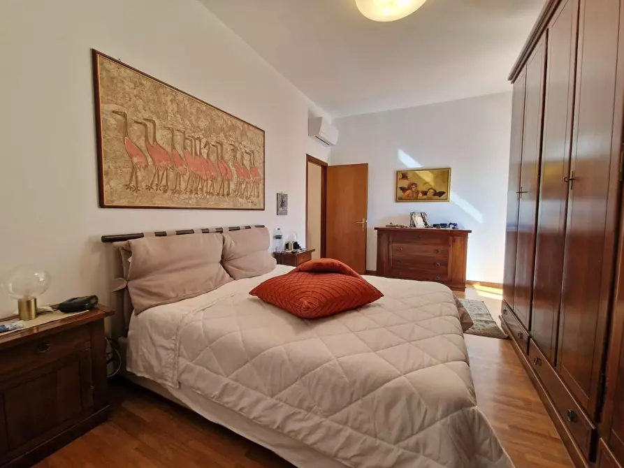 Immagine 24 di Casa bifamiliare in vendita  a Carrara