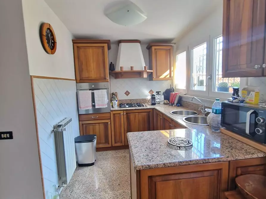 Immagine 42 di Casa bifamiliare in vendita  a Carrara