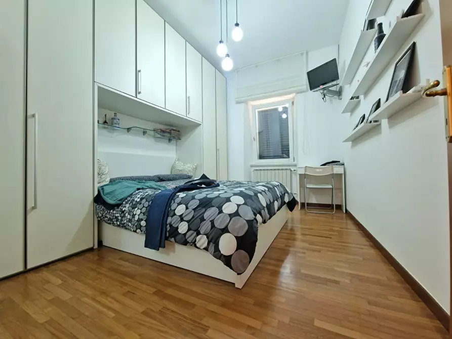 Immagine 29 di Casa bifamiliare in vendita  a Carrara