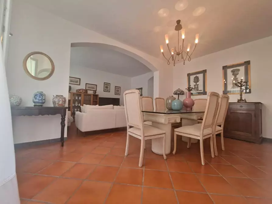 Immagine 6 di Casa bifamiliare in vendita  a Carrara