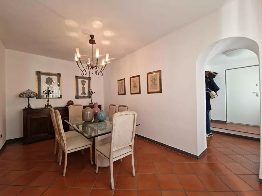 Immagine 3 di Casa bifamiliare in vendita  a Carrara