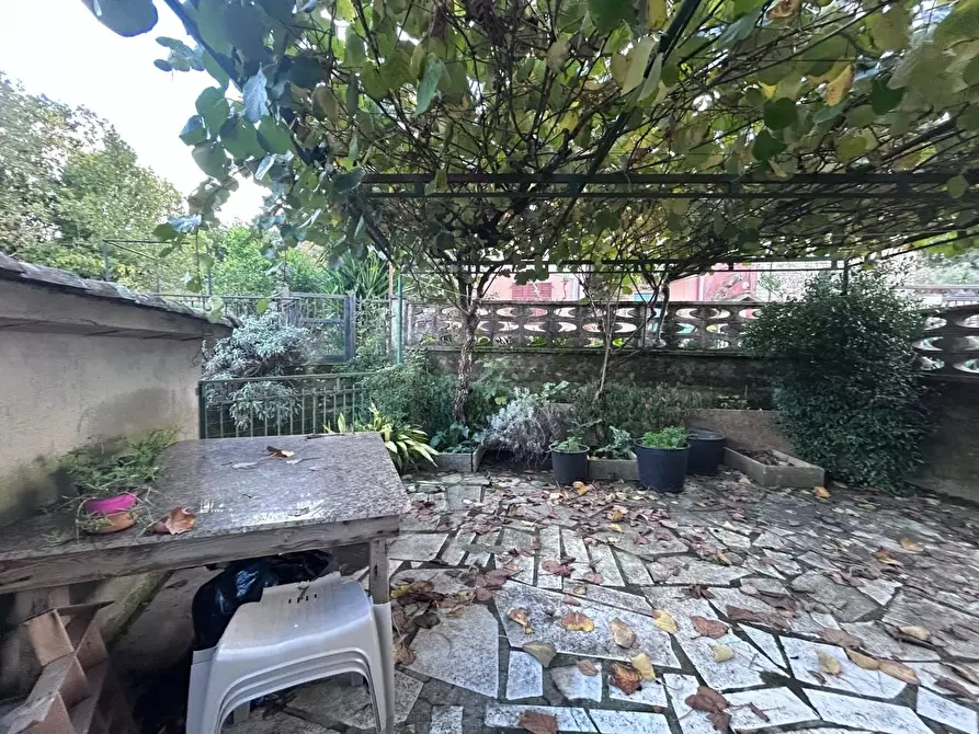 Immagine 30 di Villa in vendita  a Ortonovo