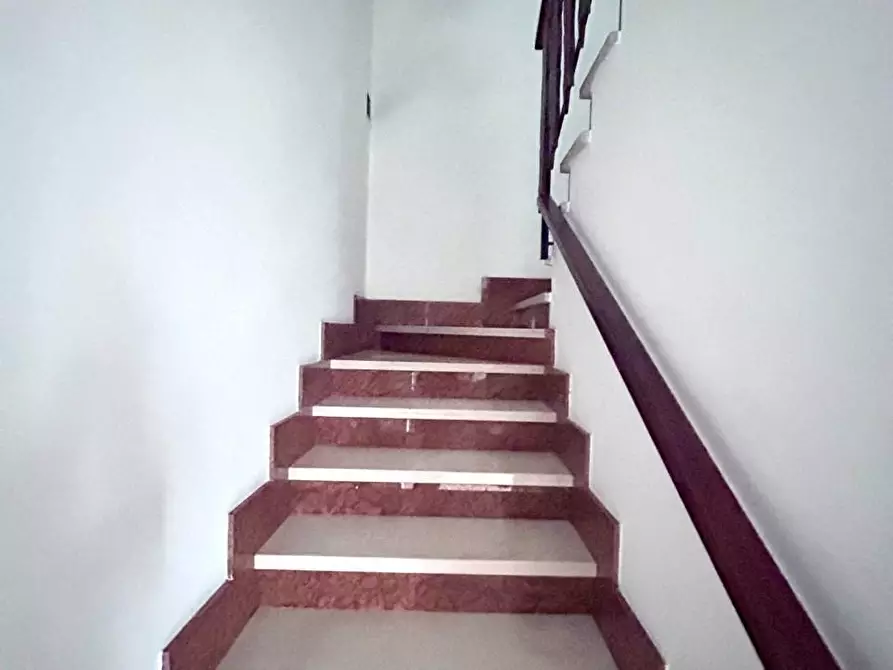 Immagine 11 di Villa in vendita  a Ortonovo