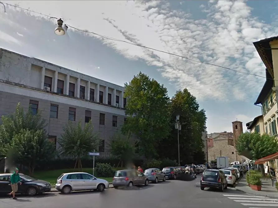 Immagine 17 di Appartamento in vendita  a Pisa