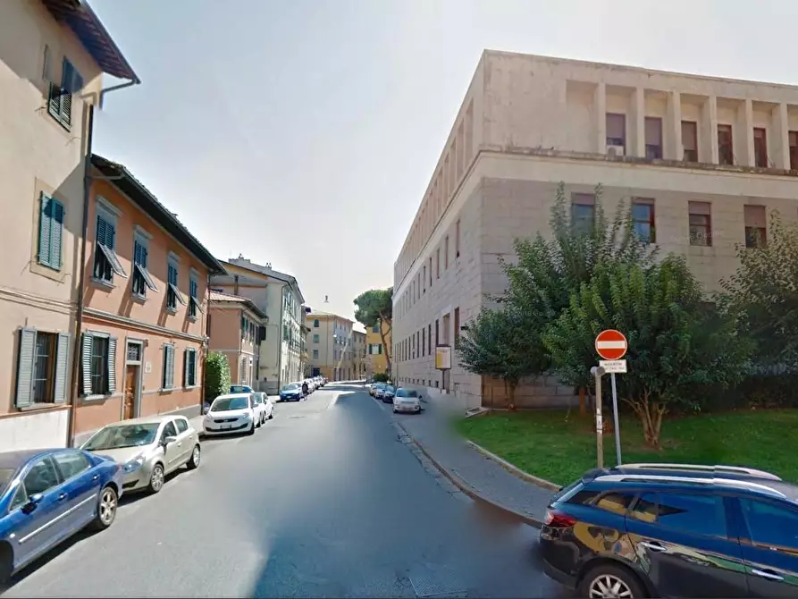 Immagine 19 di Appartamento in vendita  a Pisa