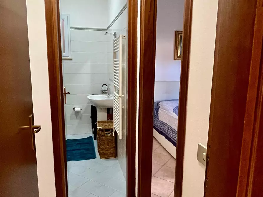 Immagine 9 di Appartamento in affitto  a Pisa